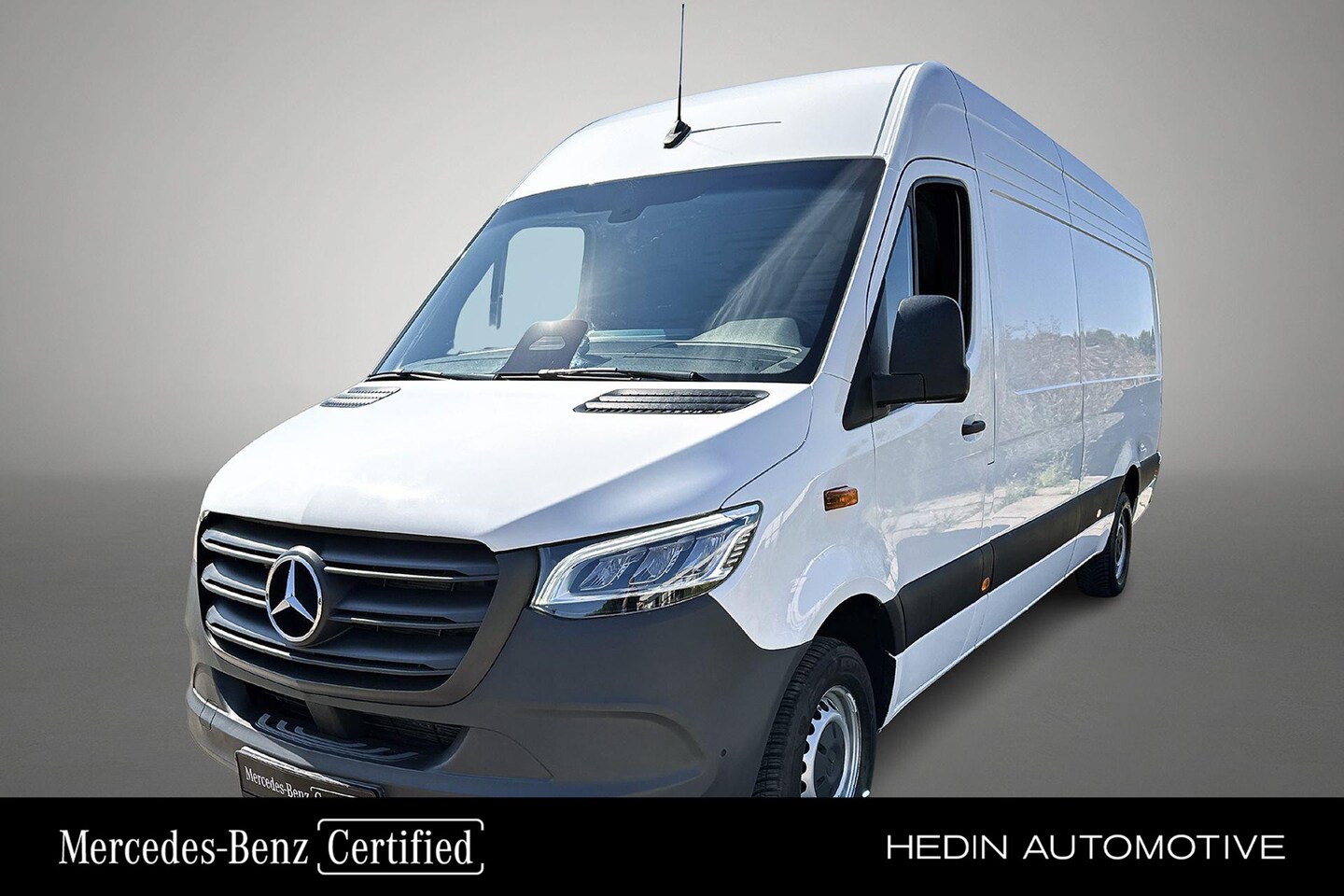 Mercedes-Benz Sprinter - 317 Diesel L3/H2 Automaat RWD | LED | Parkpilot | Airco | Stoelverwarming | Dodehoekassist - AutoWereld.nl