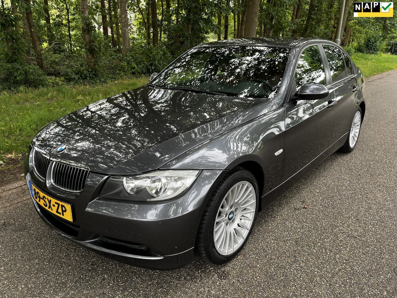 BMW 3-serie - 320i Graphite 320i Graphite - AutoWereld.nl