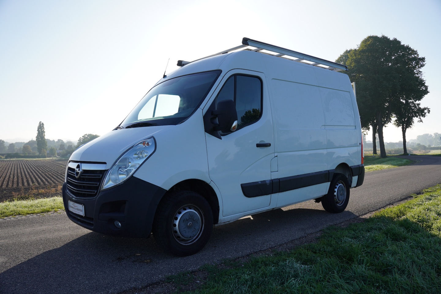 Opel Movano - 2.3 CDTI L1H2 / Airco / Nav / Camera / Cruise / Imperial / - AutoWereld.nl