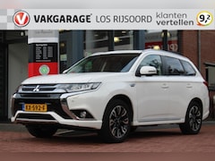 Mitsubishi Outlander - 2.0 PHEV Hybride *Instyle+* | Trekhaak | Camera | Schuifdak | Cruise & Climate Control | S
