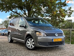 Volkswagen Touran - 1.2 TSI Comfortline BlueMotion | Cruise + Clima + Navi Nu € 5.975,