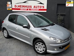 Peugeot 206 - 1.4 Génération|5DRS|APK NIEUW|ZEER NETJES|