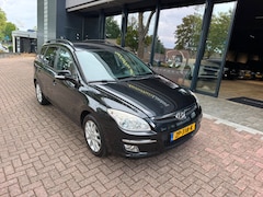 Hyundai i30 CW - 1.6i Active Cool|Airco|Nieuwe Apk|Trekhaak
