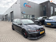 Volkswagen Golf - 2.0 TSI GTI Performance|JD 400PK|Panorama|Carplay|Flippers|AKRA|KW|Cruise|show waardig|All