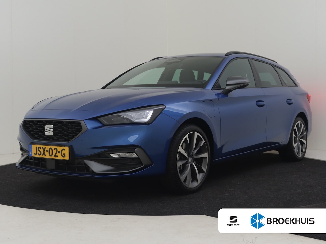 SEAT Leon Sportstourer - FR Business - eHybrid 18'' LMV Performance | Trekhaak | App-Connect Draadloos | Stoel + St - AutoWereld.nl