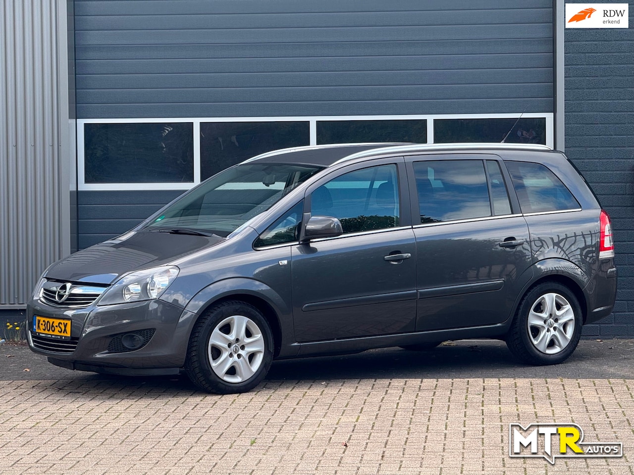 Opel Zafira - 1.6 111 years Edition 7 PERS.|APK|AIRCO - AutoWereld.nl