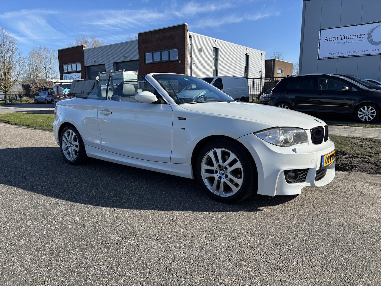 BMW 1-serie Cabrio - 125i APK NIEUW M125 CABRIO UNIEK!!! HANDGESCHAKELD| BOMVOL!!! - AutoWereld.nl