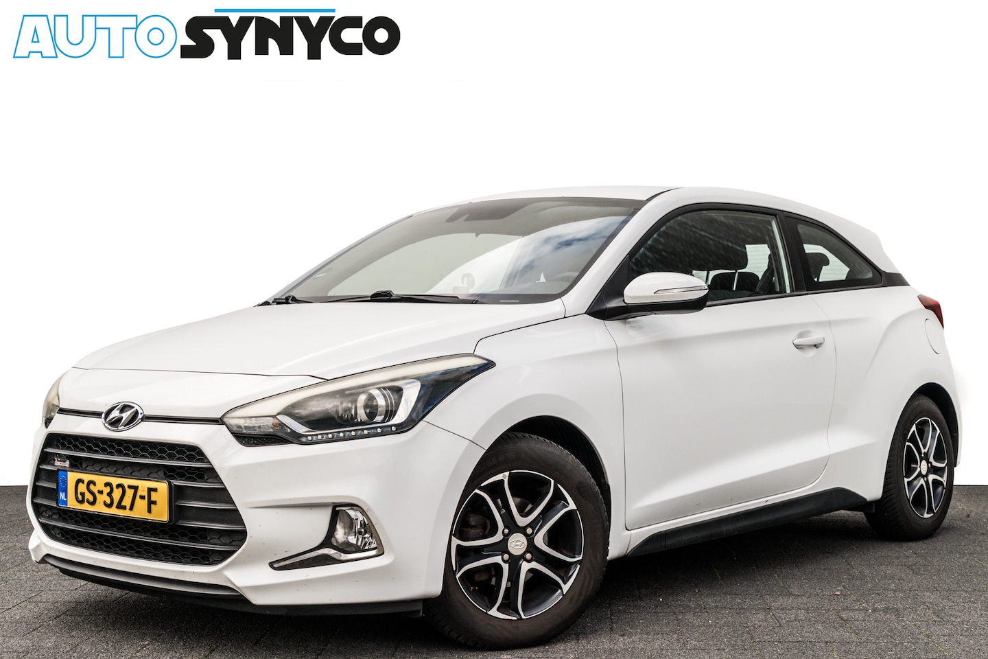Hyundai i20 Coupé - 1.2 HP i-Motion Comfort | Trekhaak | PDC | Cruise | Climatronic | Lane Assist - AutoWereld.nl