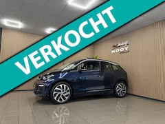 BMW i3 - Basis 120Ah 42 kWh * Panoramadak / Navigatie / Camera / 19" LM Velgen / NL Auto