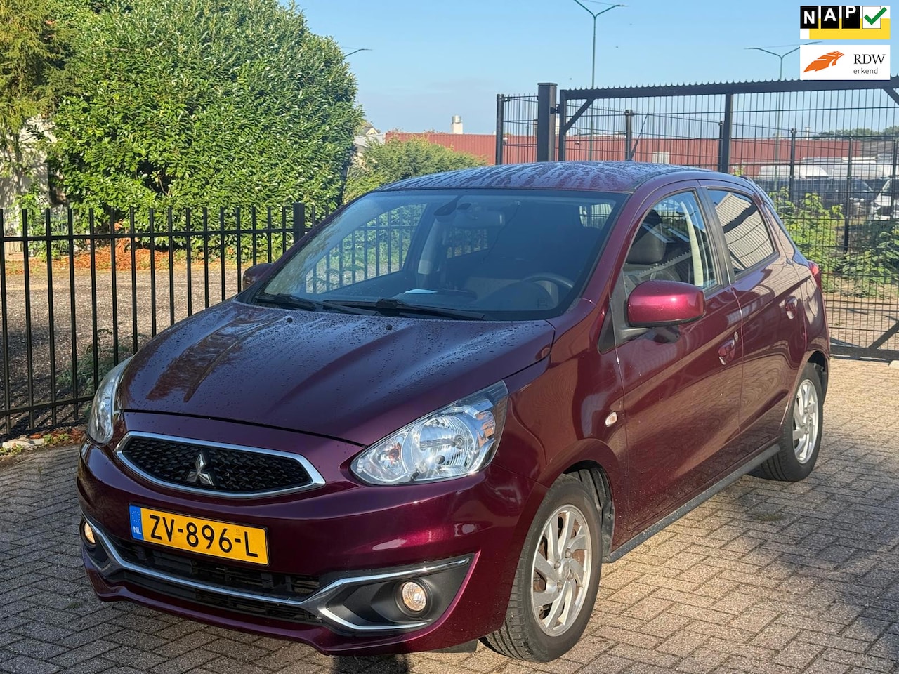 Mitsubishi Space Star - 1.0 Active Carplay Dealer onderhouden mooie auto! - AutoWereld.nl