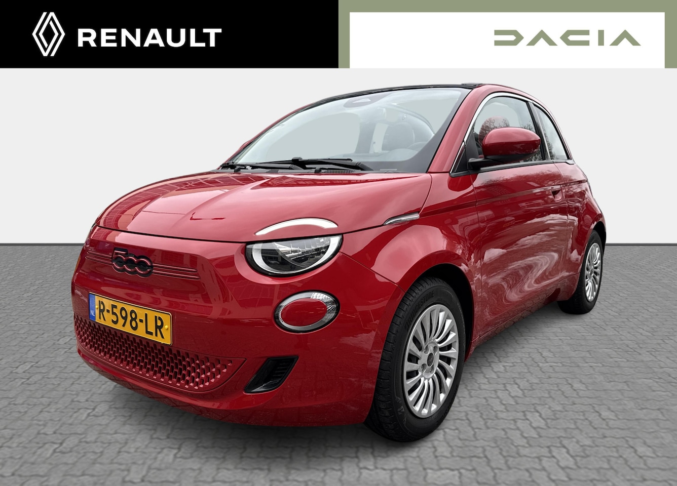 Fiat 500e - CABRIO RED 24 kWh - Vouwdak / SOH 100% - AutoWereld.nl