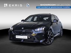 BMW 1-serie - 120 | M Sportpakket Pro | Premium Pack | Stuurwielrand verwarmd | Comfort Access | Achteru