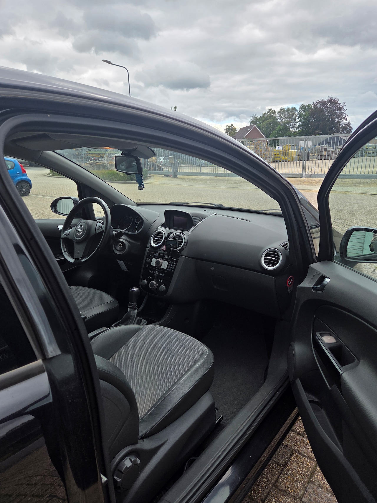 Opel Corsa - 1.4-16V Cosmo