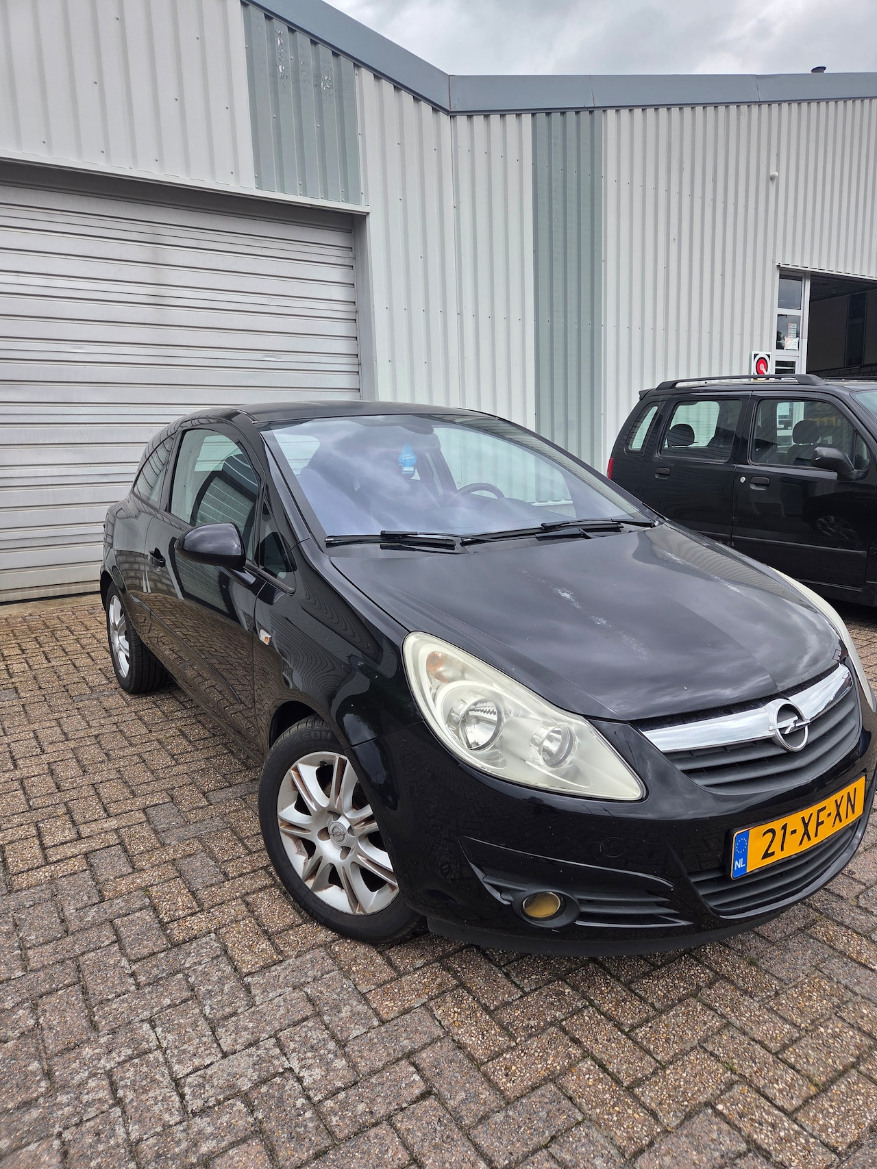 Opel Corsa - 1.4-16V Cosmo