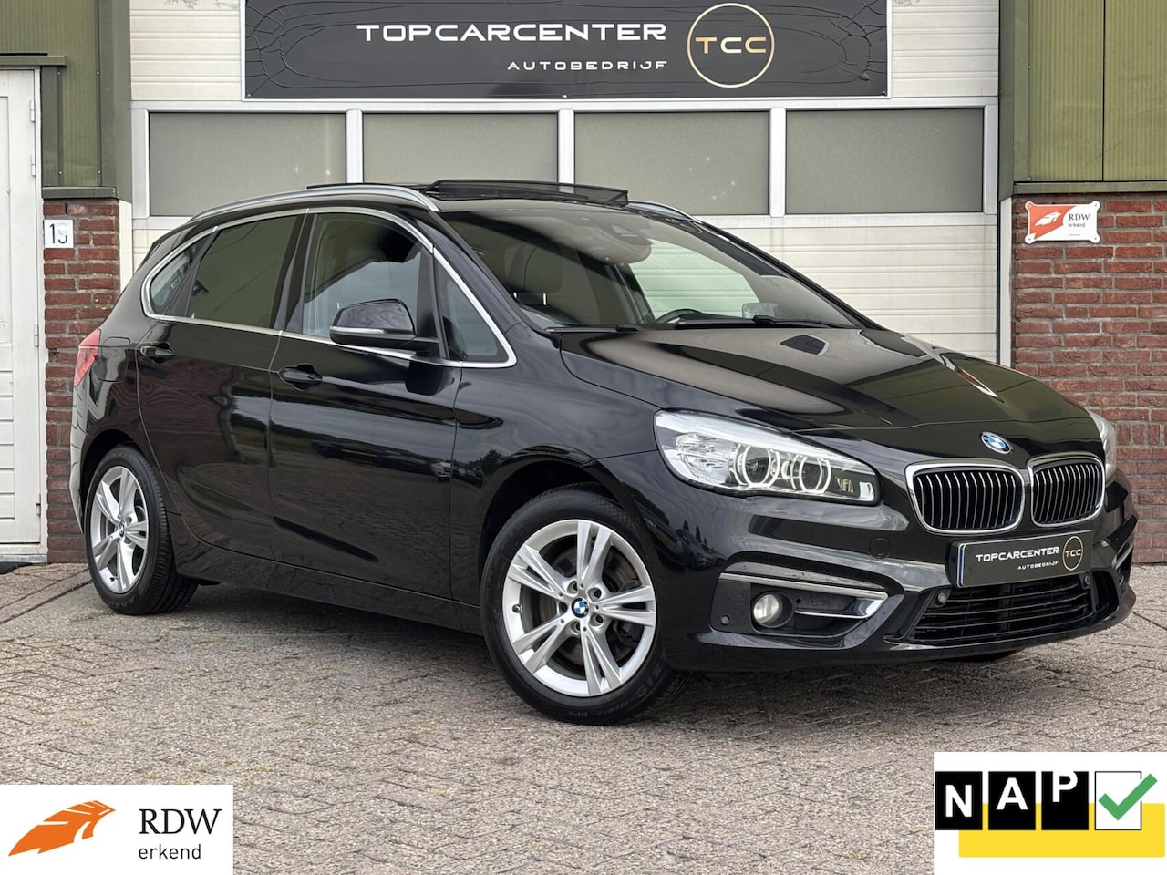 BMW 2-serie Active Tourer - 225xe Luxury 225xe Luxury - AutoWereld.nl