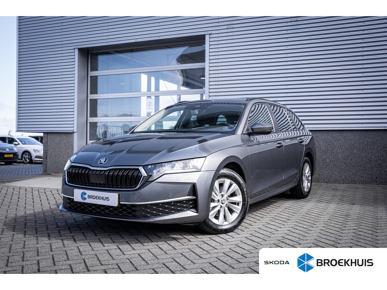 Skoda Octavia Combi - 1.5 TSI Business Edition | Achteruitrijcamera | Elektrisch bedienbare achterklep met senso - AutoWereld.nl