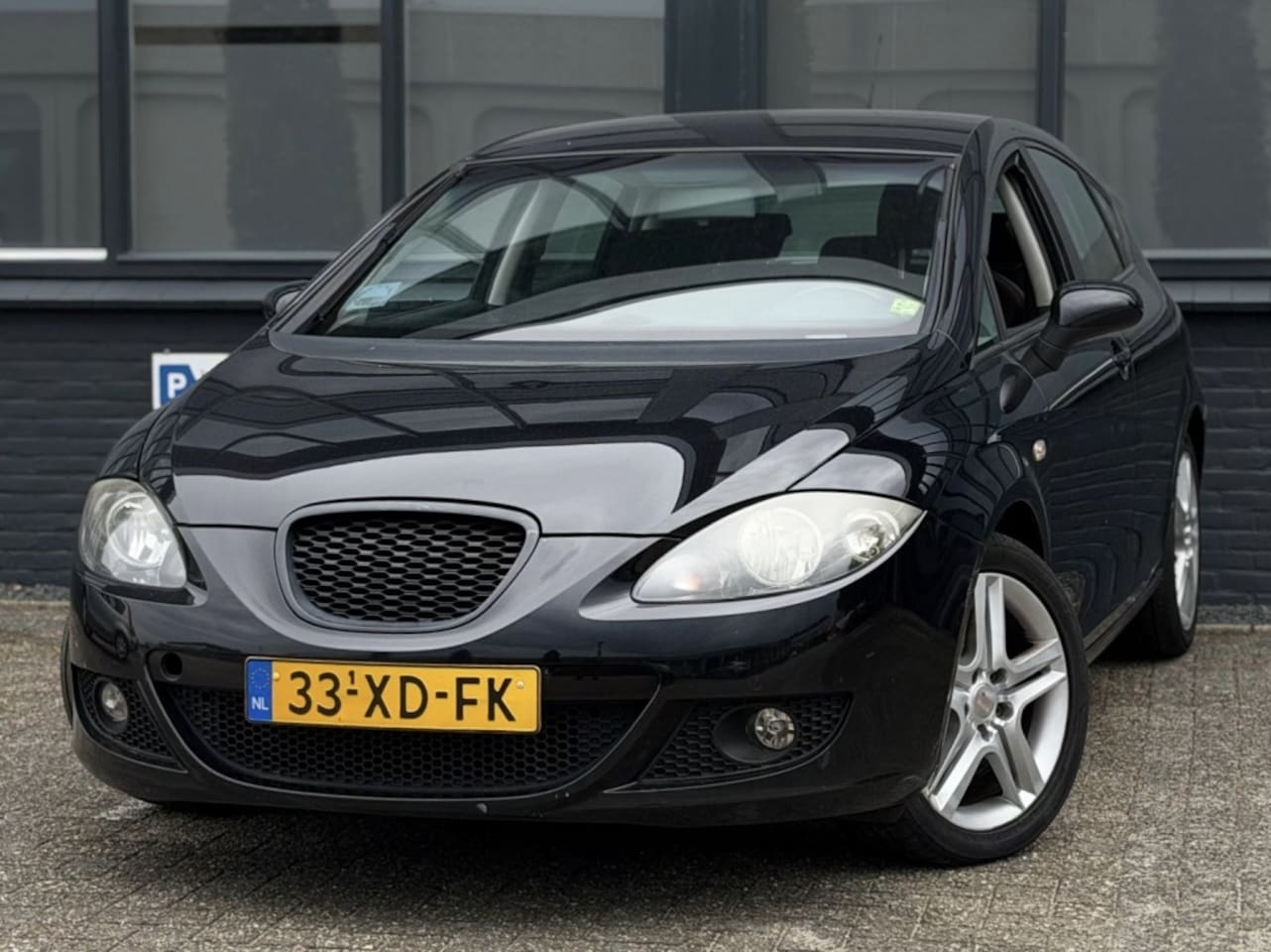 SEAT Leon - 2.0 FSI Stylance |Clima |CruiseC |Nieuwe APK |NAP - AutoWereld.nl