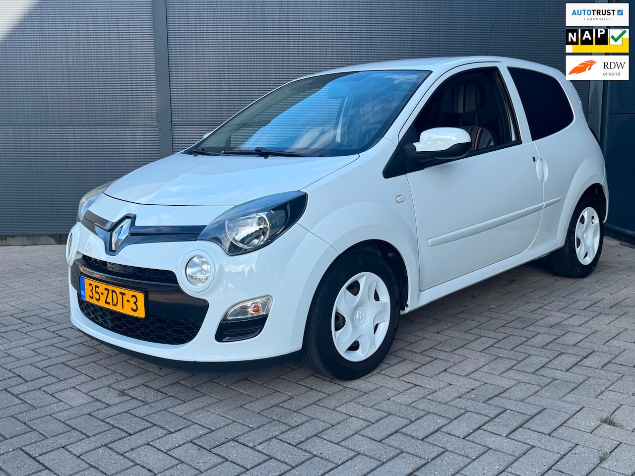 Renault Twingo - 1.2 16V Collection / Airco / Nap - AutoWereld.nl