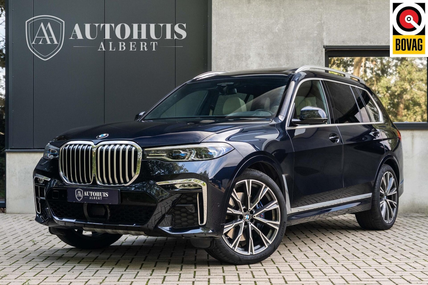 BMW X7 - xDrive40i M Sport H/K Skylounge Massage SoftClose 22' - AutoWereld.nl