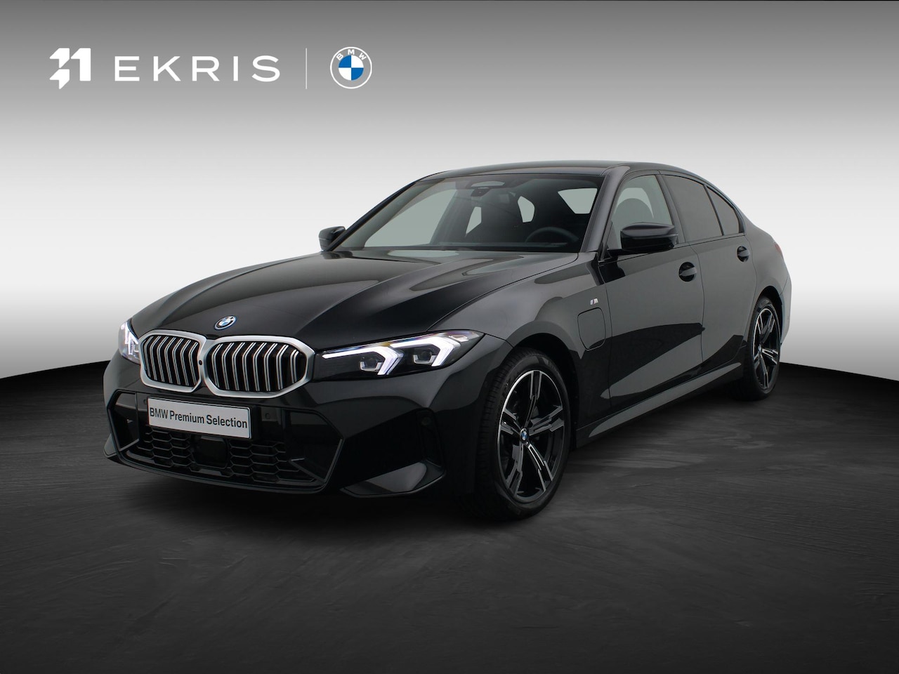 BMW 3-serie - 330e M Sportpakket | Innovation Pack | Comfort Pack | Comfort Access | Trekhaak | Elektris - AutoWereld.nl