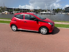 Toyota Aygo - 1.0 VVT-i x-fun