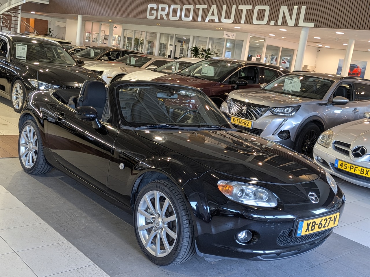 Mazda MX-5 - 2.0 S-VT Touring Airco, Stuurbekrachtiging - AutoWereld.nl