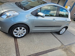 Toyota Yaris - 1.3 VVTi Sol MMT