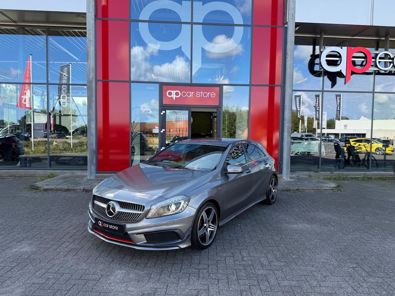 Mercedes-Benz A-klasse - 250 Sport AMG/Panorama - AutoWereld.nl