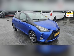 Toyota Yaris - 1.5 Hybrid Bi-Tone