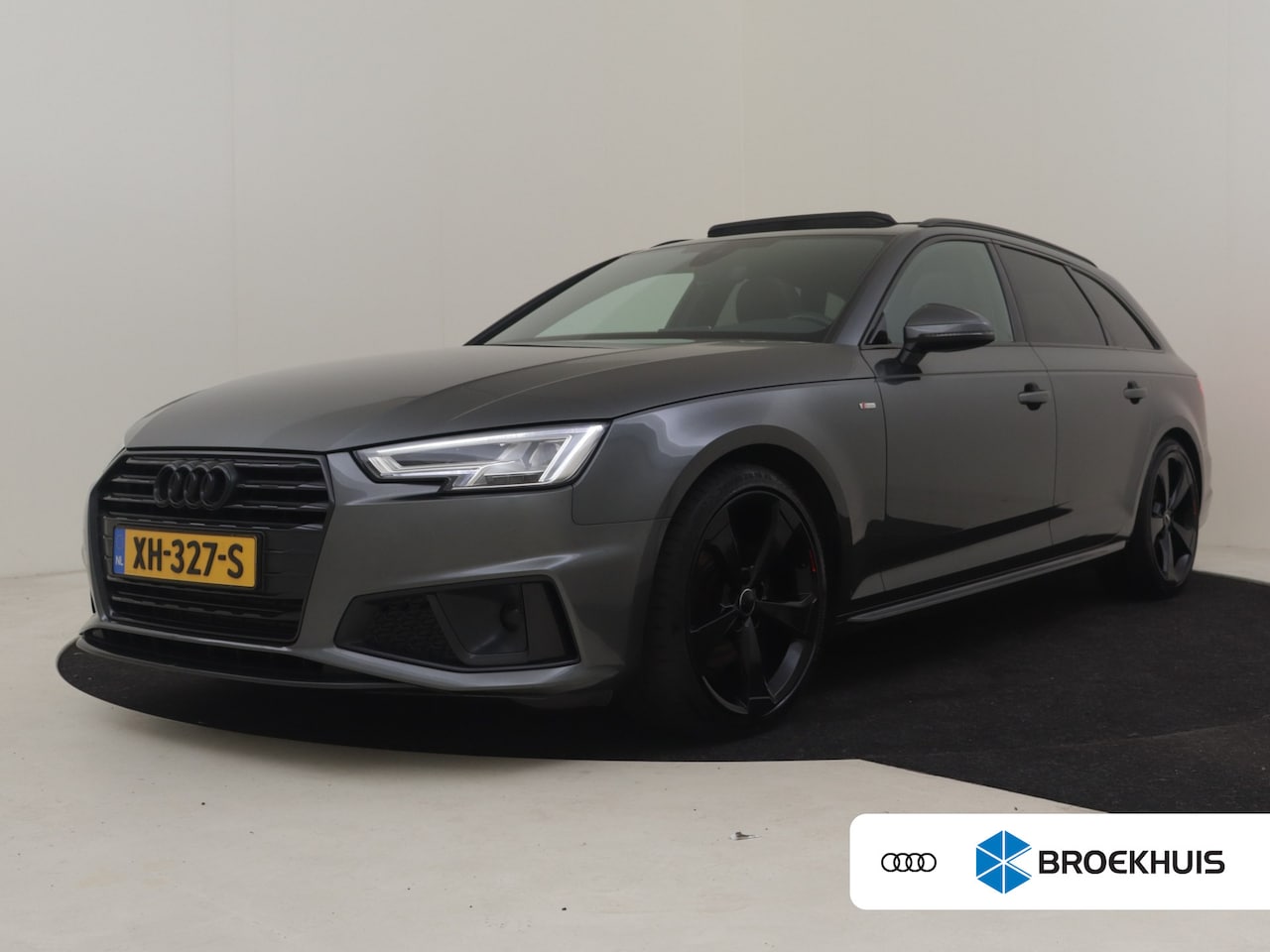 Audi A4 Avant - 40 TFSI Sport S line edition 190PK AUTO | Trekhaak afneembaar | Elektr glazen pano-dak | S - AutoWereld.nl