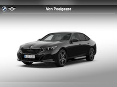 BMW 5-serie - Sedan 550e xDrive M Sport Pro Edition | M Sportpakket Pro | Innovation Pack | Travel Pack