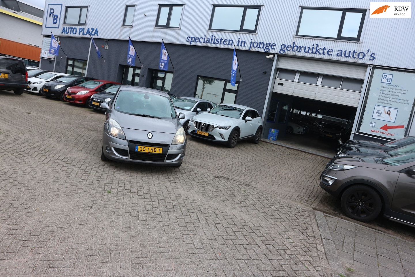 Renault Scénic - 1.4 TCE Celsium / APK 7 2027 - AutoWereld.nl