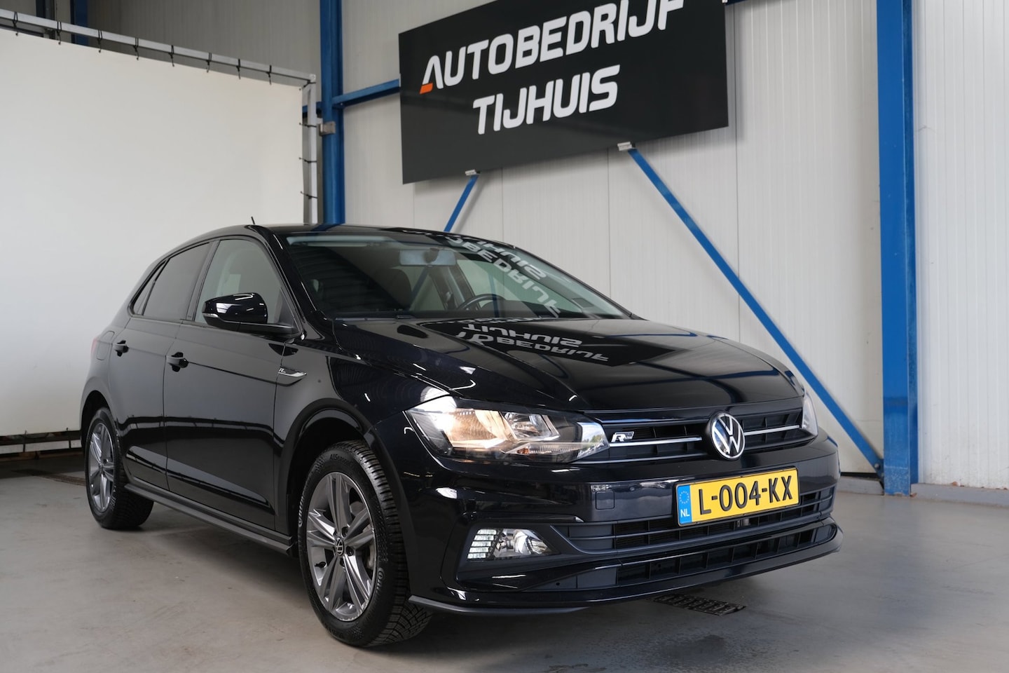 Volkswagen Polo - 1.0 TSI R-Line Edition - N.A.P. Airco, Cruise, Navi, Carplay, Camera. - AutoWereld.nl