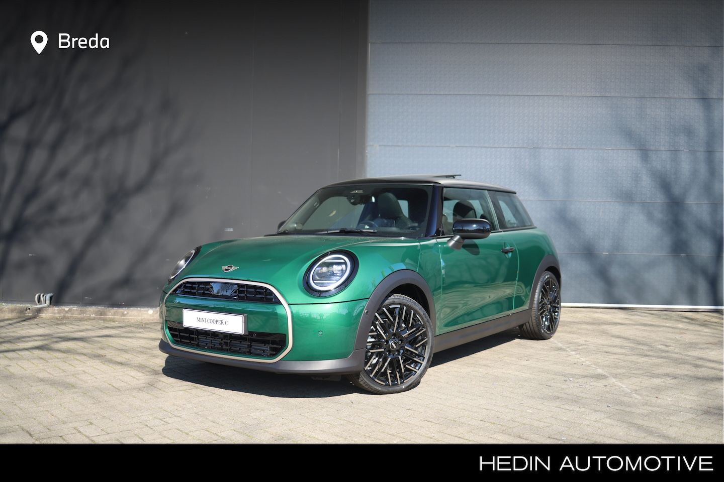 MINI 3-Deurs - 1.5 Cooper C Favoured | M Pakket | Panoramadak | Harman Kardon | Comfort Access | Stoel en - AutoWereld.nl