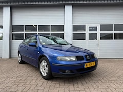 SEAT Leon - 1.6 16V 77KW | Achteras defect | GEEN APK