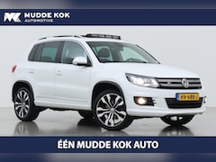 Volkswagen Tiguan - 1.4 TSI R-Line Edition | Panoramadak | Stoelverwarming | R-Line | 19 Inch | Xenon | Park A