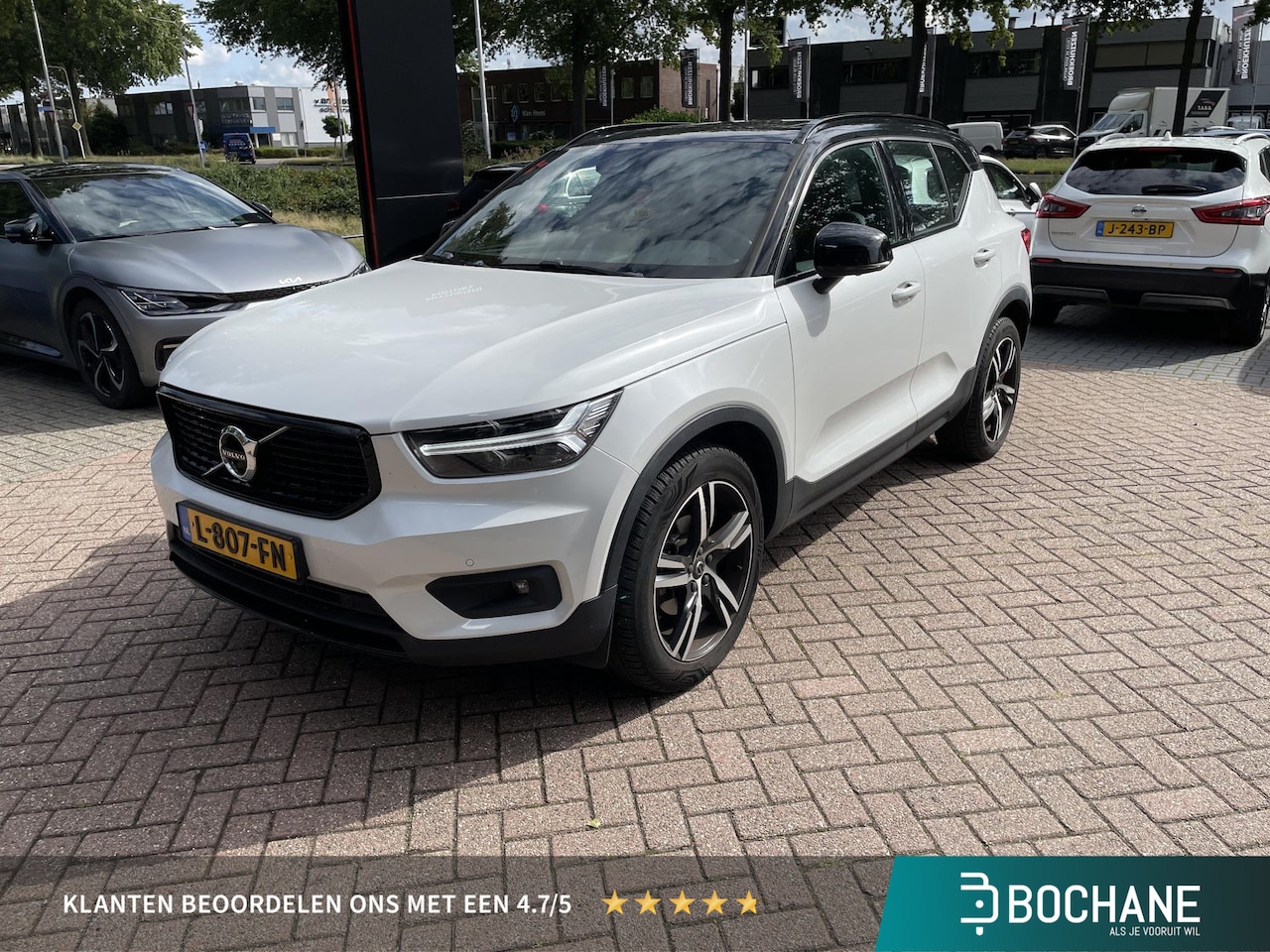 Volvo XC40 - 1.5 T3 R-Design | elektrisch glazen panorama-dak | - AutoWereld.nl