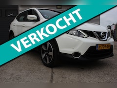 Nissan Qashqai - 1.2 Connect Edition 5-deurs, nieuwe distributie-set- beurt- apk, boekjes, 2x sleutel, navi