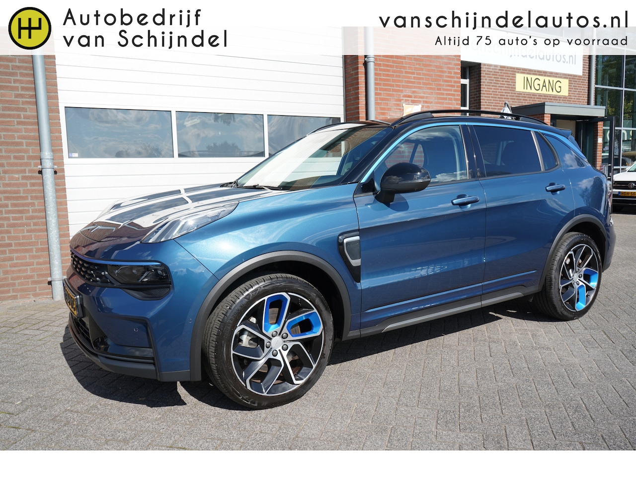 Lynk & Co 01 - 1.5 261PK! DEC 2022 ORIGINEEL NEDERLANDS DEALER ONDERHOUDEN 360CAMERA 6,6KWH LADER PANORAM - AutoWereld.nl