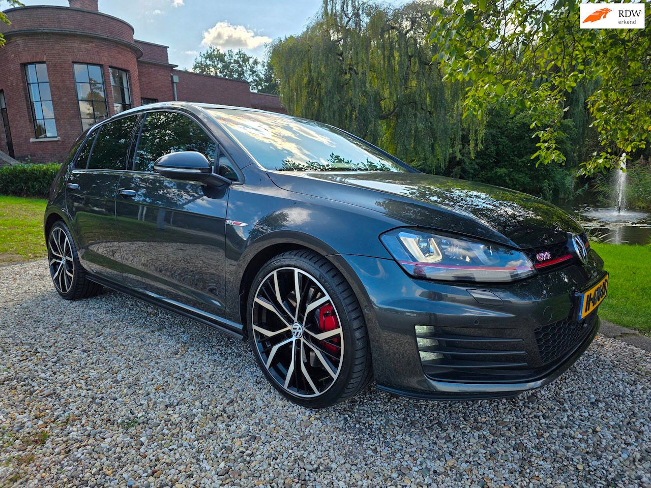 Volkswagen Golf - 2.0 TSI GTI Performance XENON/pano/AUT/cruise - AutoWereld.nl
