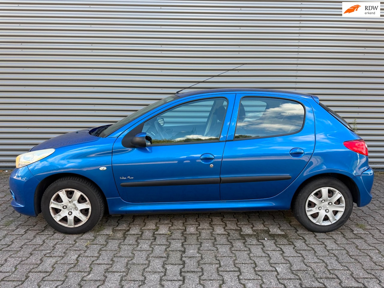 Peugeot 206 - 1.4 Urban Move 185.578km Airco 5-deurs Elektrische ramen Goed onderhouden - AutoWereld.nl
