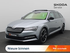 Skoda Superb Combi - 1.4 TSI iV Sportline Business 218PK DSG Panoramadak, Trekhaak, 360gr. Camera, Keyless, Sid