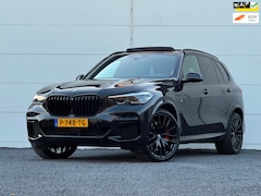 BMW X5 - XDrive45e High Exe 394 PK Org NL M-Sport Pano HUD 360 Cam 22" Luchtvering Alarm klasse 5