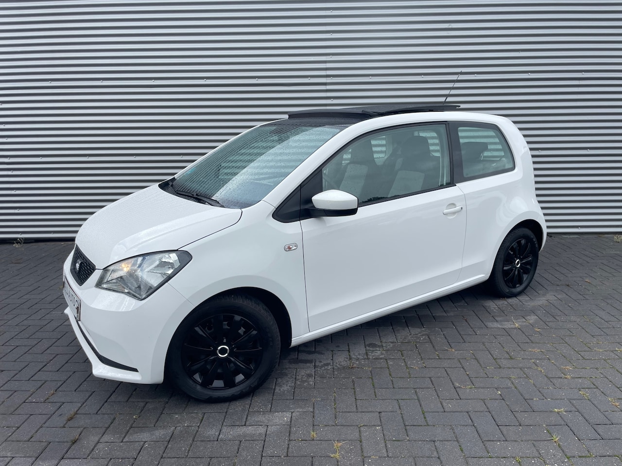 SEAT Mii - 1.0 Style met panoramdak / cruise / elek pakket - AutoWereld.nl