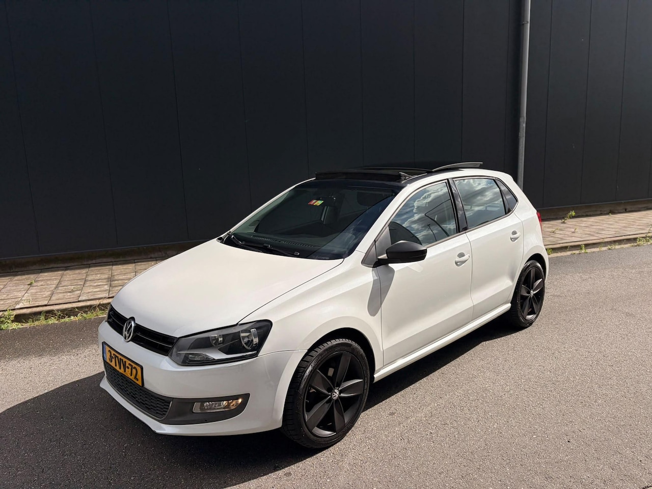 Volkswagen Polo - 1.4-16V Highline Pano| Airco| - AutoWereld.nl