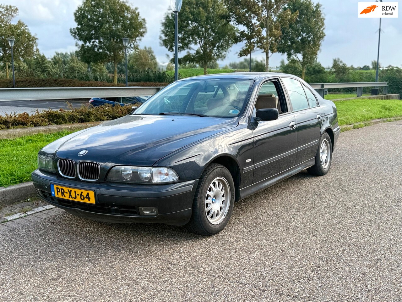 BMW 5-serie - 523i Executive * APK 9-2027 * NAP * - AutoWereld.nl