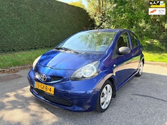 Toyota Aygo - 1.0-12V Met 1 jaar APK