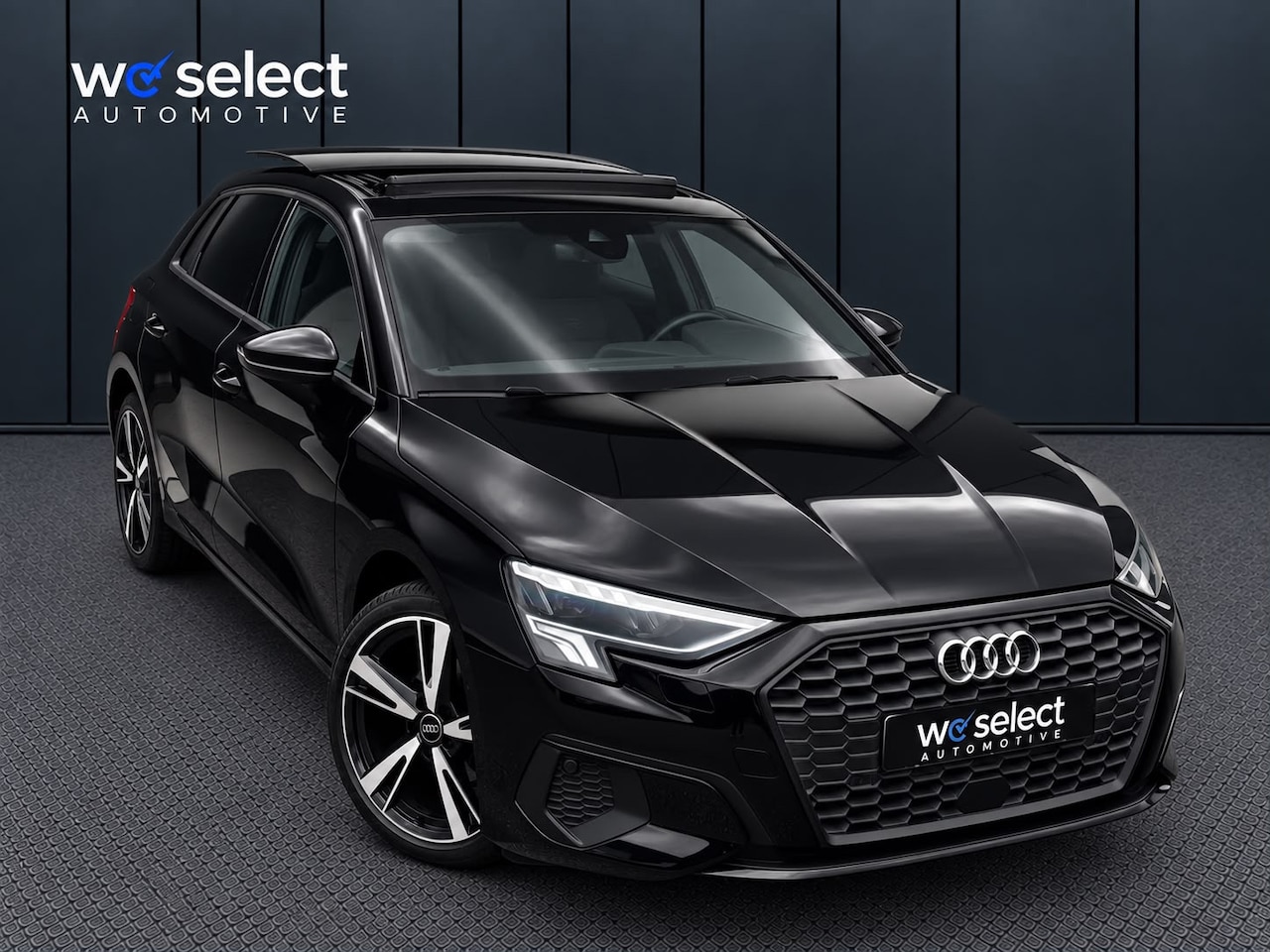 Audi A3 Limousine - 35 TFSI S-Line Pano l Matrix l Side Assist l Stoelverwarming l Keyles l Ambient - AutoWereld.nl