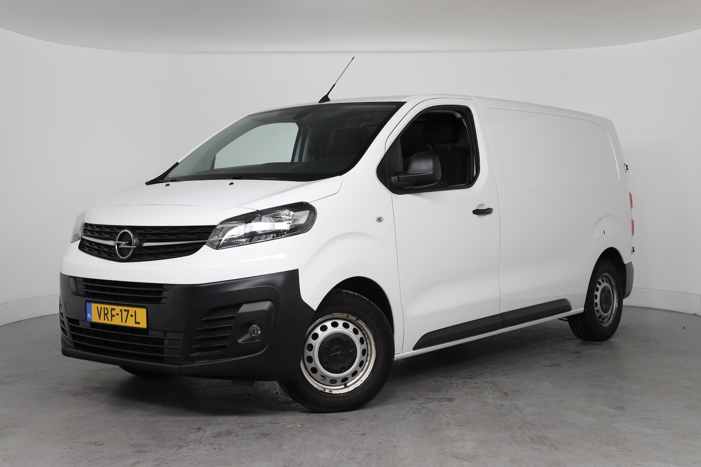 Opel Vivaro - 1.5 CDTI L2H1 Edition | Camera | Parkeersensoren | Navigatie | Apple Carplay & Android Aut - AutoWereld.nl
