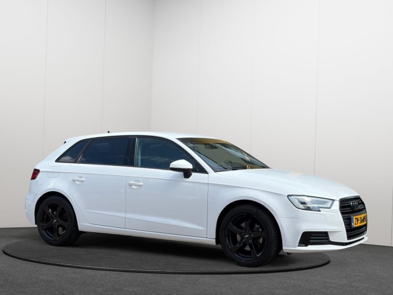 Audi A3 Sportback - 30 TFSI Sp. L. Ed. - AutoWereld.nl